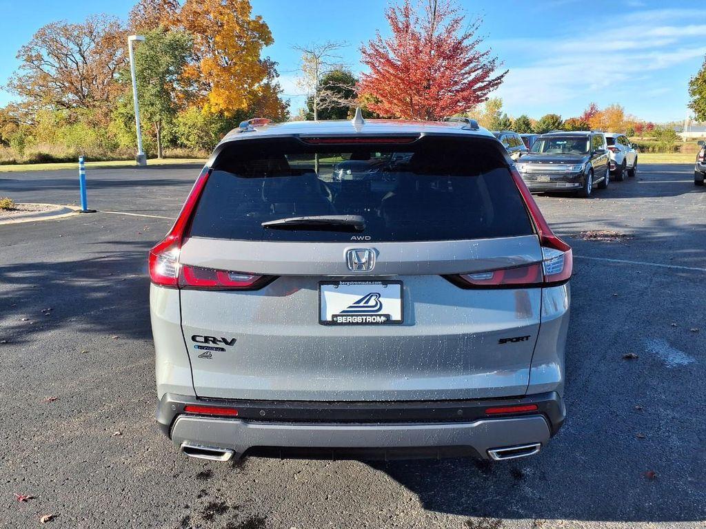 new 2026 Honda CR-V Hybrid car, priced at $40,014