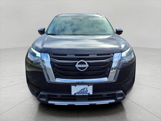 new 2025 Nissan Pathfinder car, priced at $44,387