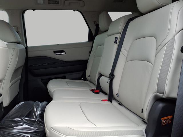 new 2025 Nissan Pathfinder car, priced at $44,387