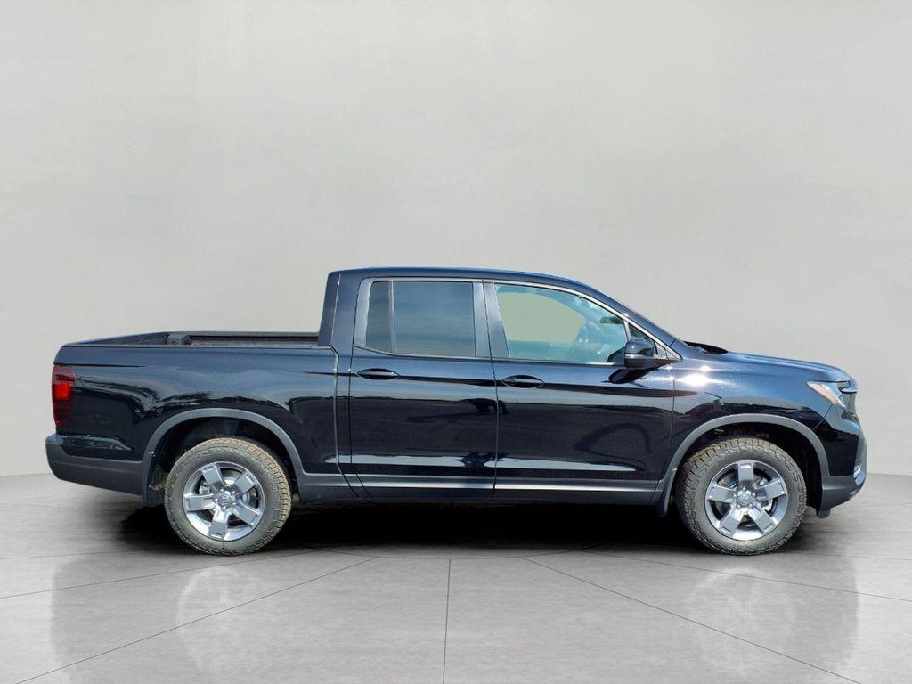 new 2025 Honda Ridgeline car, priced at $44,016