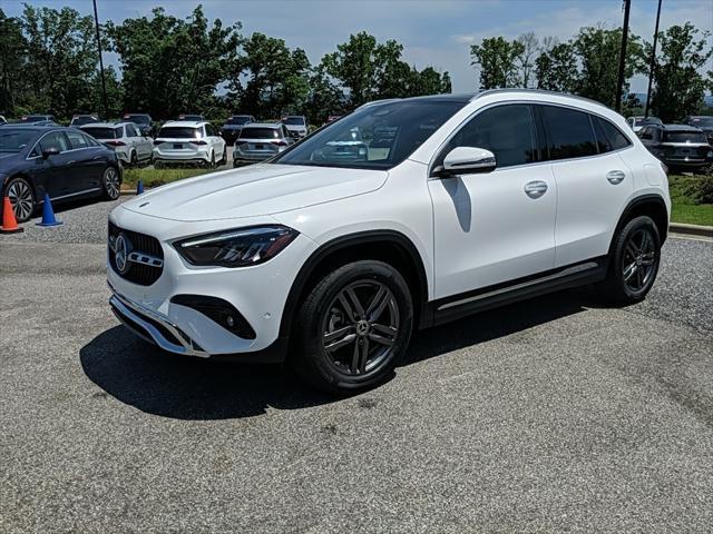 new 2024 Mercedes-Benz GLA 250 car, priced at $49,105