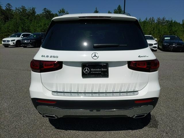 used 2023 Mercedes-Benz GLB 250 car, priced at $40,998