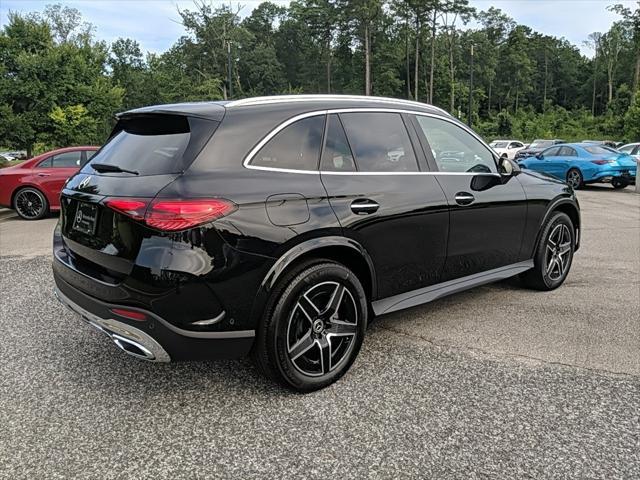 new 2024 Mercedes-Benz GLC 300 car