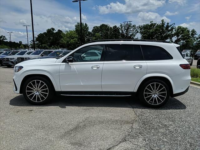 new 2024 Mercedes-Benz GLS 450 car