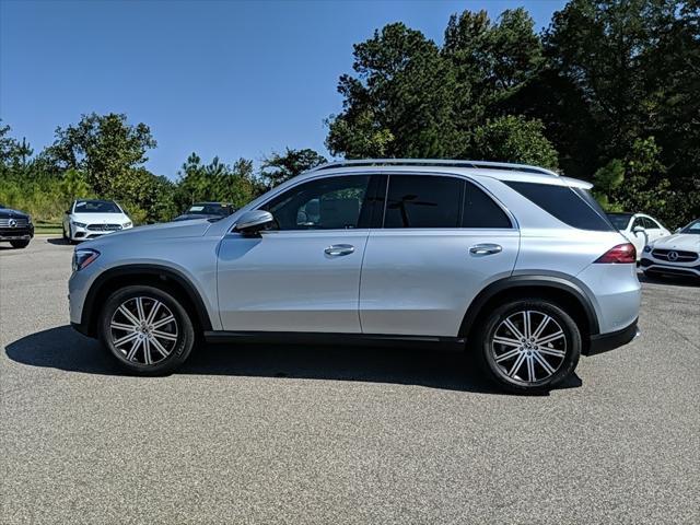 new 2025 Mercedes-Benz GLE 450 car, priced at $75,795