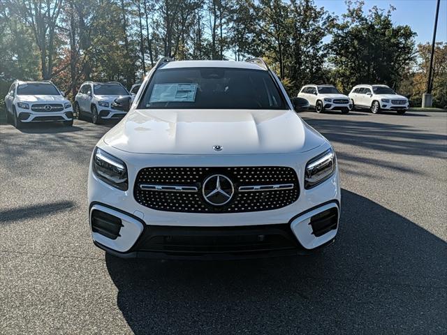 new 2025 Mercedes-Benz GLB 250 car, priced at $51,975