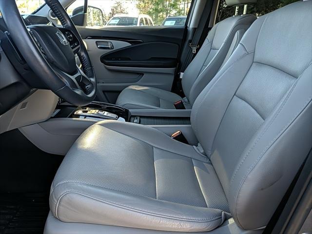 used 2022 Honda Pilot car, priced at $31,990