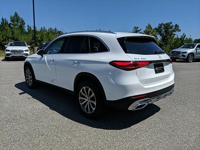 new 2024 Mercedes-Benz GLC 300 car, priced at $51,145