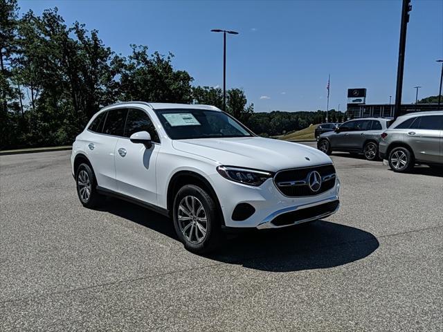 new 2024 Mercedes-Benz GLC 300 car, priced at $51,145