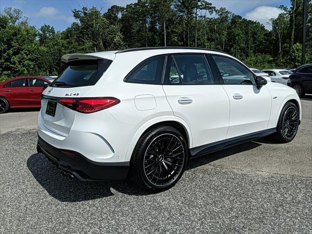 new 2024 Mercedes-Benz GLC 300 car, priced at $77,825