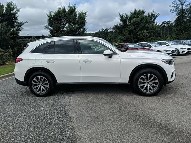 new 2024 Mercedes-Benz GLC 300 car, priced at $50,985