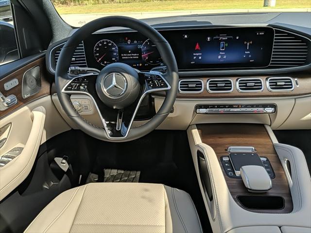 new 2025 Mercedes-Benz GLE 450 car, priced at $85,630