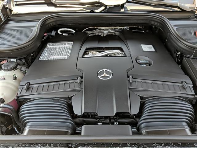 new 2024 Mercedes-Benz GLS 580 car, priced at $122,120