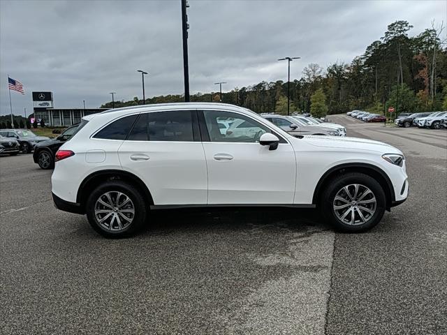 new 2025 Mercedes-Benz GLC 300 car, priced at $52,785