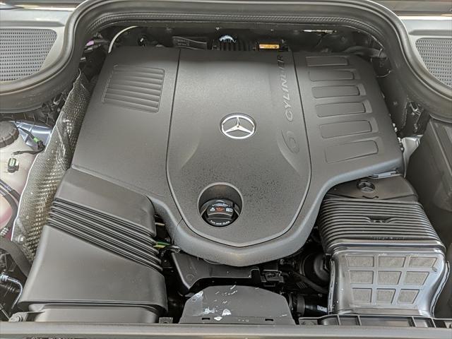 new 2025 Mercedes-Benz GLS 450 car, priced at $95,915