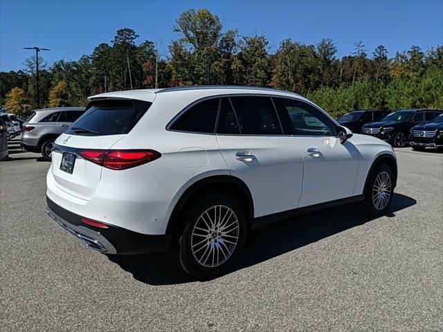 new 2025 Mercedes-Benz GLC 300 car, priced at $51,385