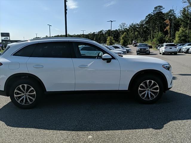 new 2024 Mercedes-Benz GLC 300 car, priced at $50,985