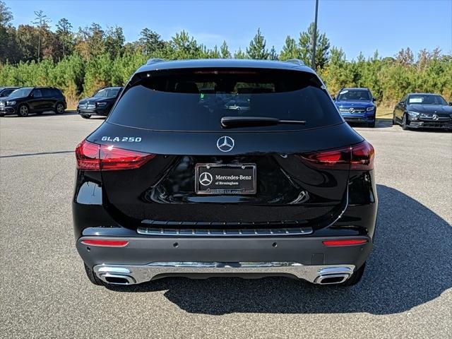 new 2025 Mercedes-Benz GLA 250 car, priced at $44,345