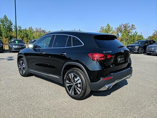 new 2025 Mercedes-Benz GLA 250 car, priced at $44,345