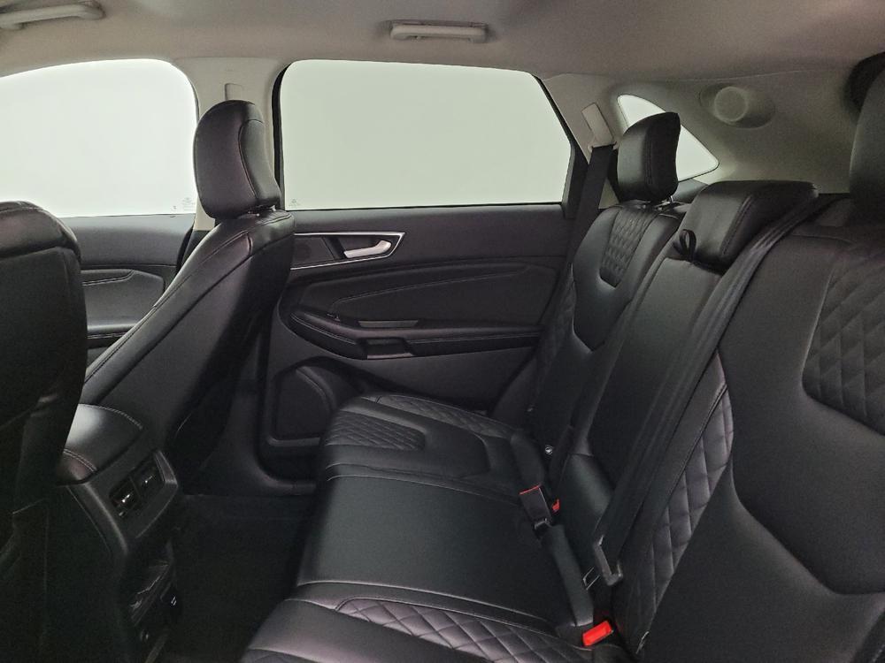 used 2024 Ford Edge car, priced at $29,095