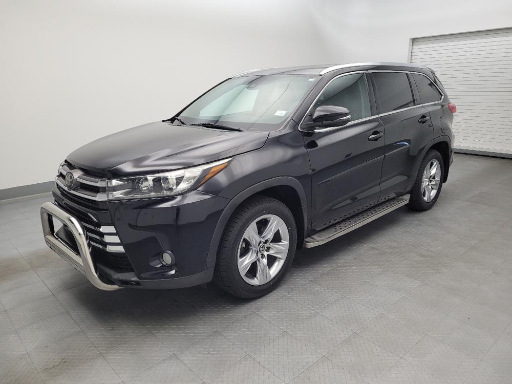 used 2018 Toyota Highlander car, priced at $26,795