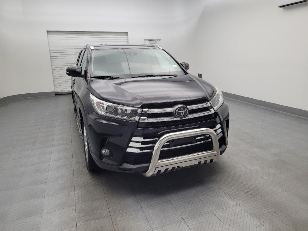 used 2018 Toyota Highlander car, priced at $26,795