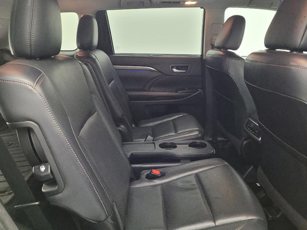 used 2018 Toyota Highlander car, priced at $26,795