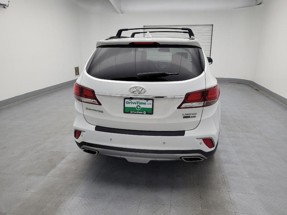used 2017 Hyundai Santa Fe car, priced at $17,895