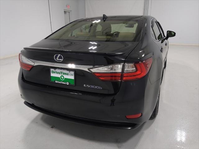 used 2018 Lexus ES 300h car, priced at $27,995