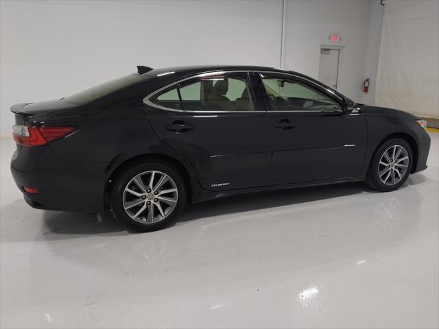 used 2018 Lexus ES 300h car, priced at $27,995