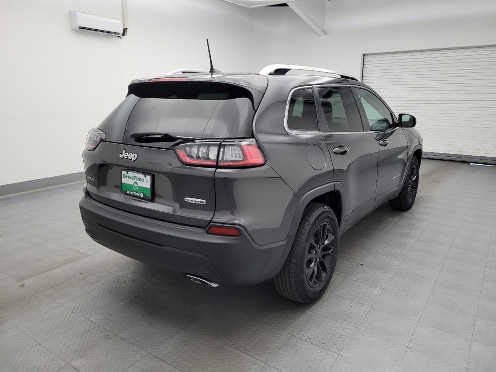 used 2021 Jeep Cherokee car, priced at $25,395
