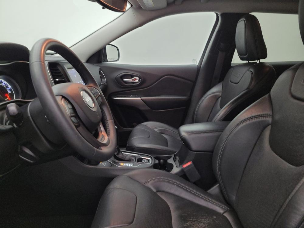 used 2021 Jeep Cherokee car, priced at $25,395