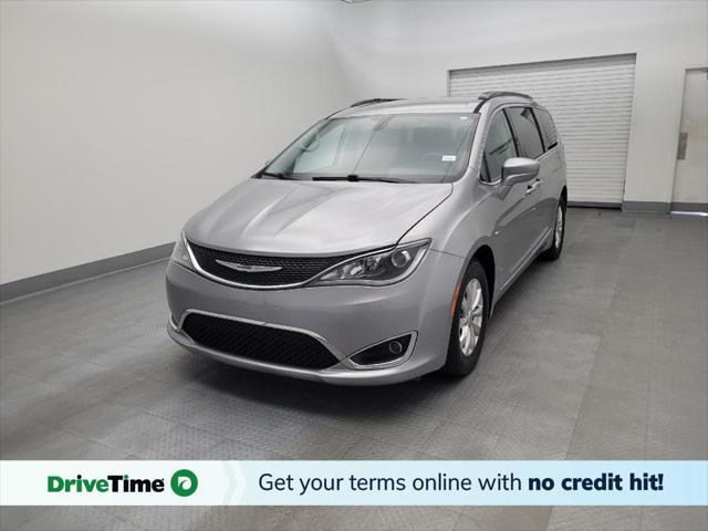 used 2017 Chrysler Pacifica car, priced at $14,795