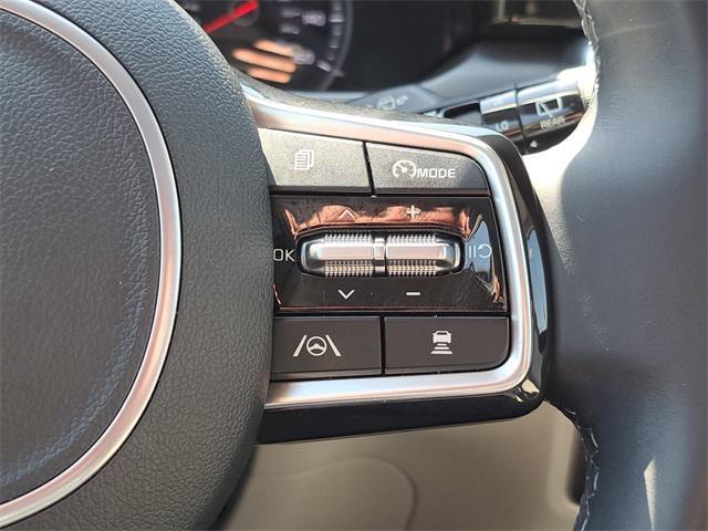 used 2022 Kia Sorento car, priced at $29,927
