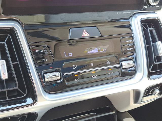 used 2022 Kia Sorento car, priced at $29,927