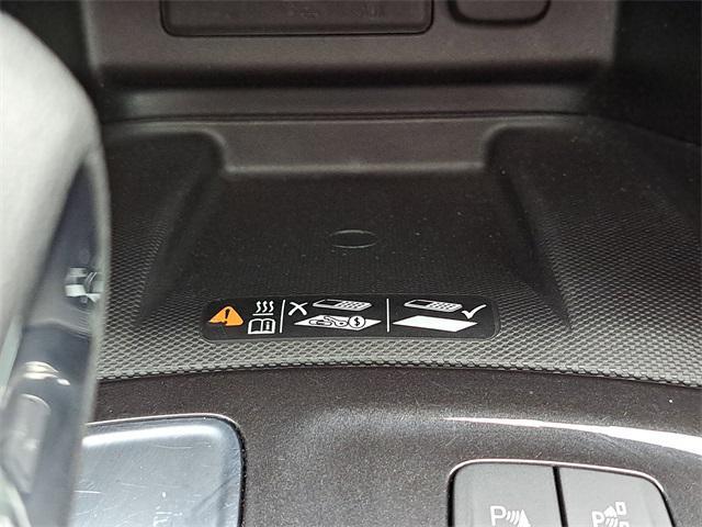 used 2022 Chevrolet Equinox car, priced at $24,229