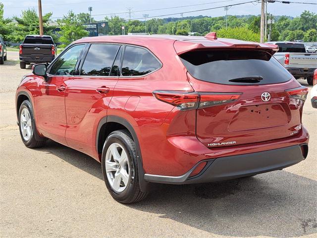 used 2021 Toyota Highlander car, priced at $28,339