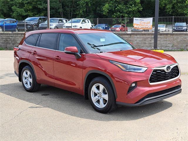 used 2021 Toyota Highlander car, priced at $28,339