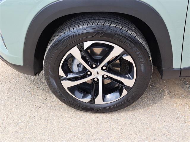 used 2024 Chevrolet Trax car, priced at $24,186