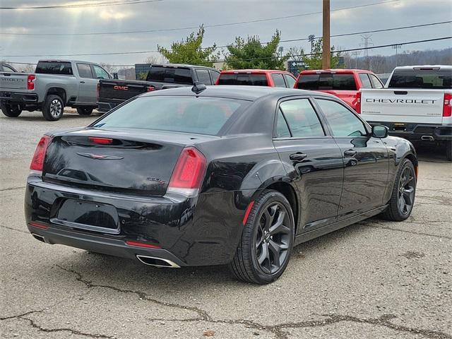 used 2022 Chrysler 300 car, priced at $25,813