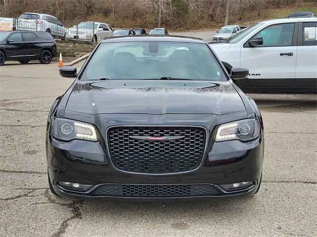 used 2022 Chrysler 300 car, priced at $25,813