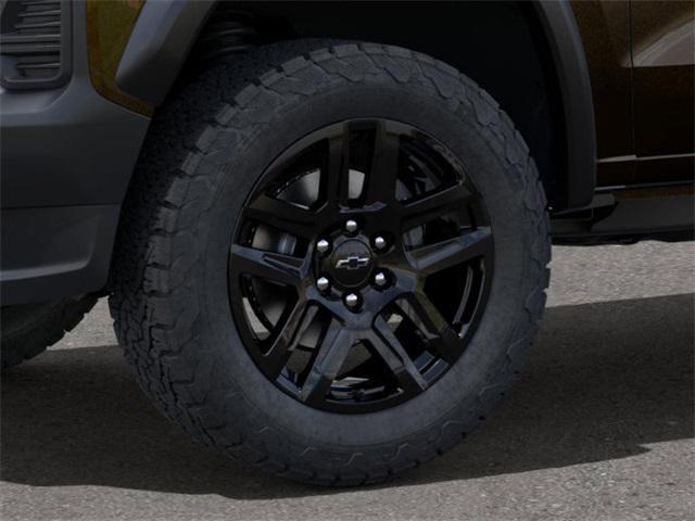 new 2025 Chevrolet Colorado car, priced at $49,076