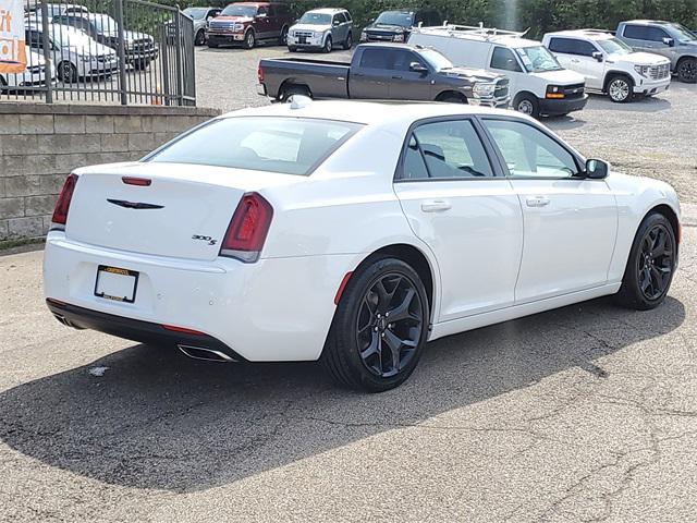 used 2022 Chrysler 300 car, priced at $25,857