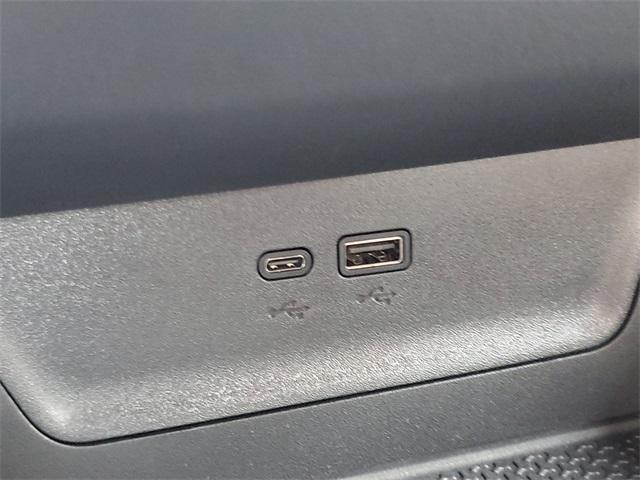 used 2025 Chevrolet Equinox car, priced at $29,013