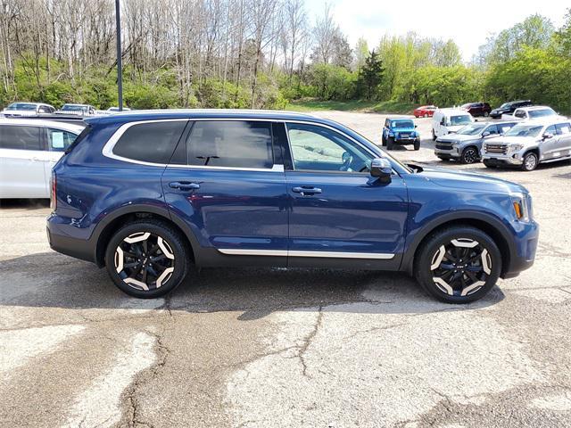 used 2024 Kia Telluride car, priced at $36,955