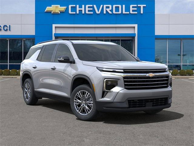 new 2025 Chevrolet Traverse car, priced at $42,094
