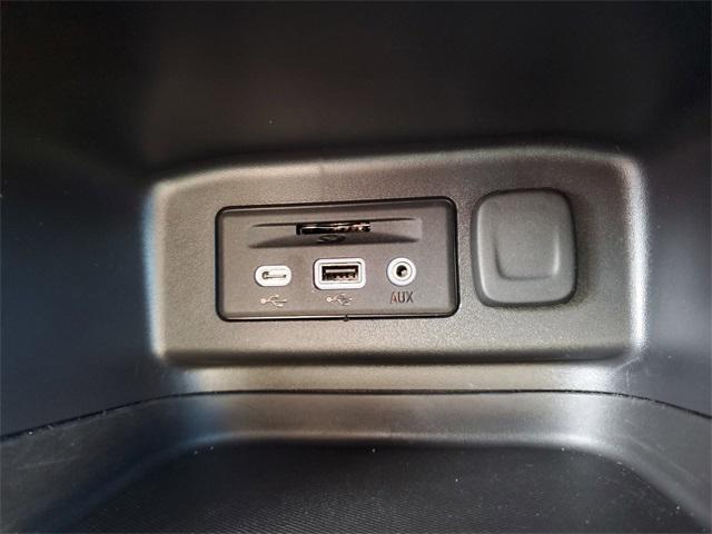 used 2023 Chevrolet Equinox car, priced at $24,414
