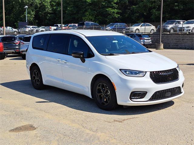 used 2024 Chrysler Pacifica Hybrid car, priced at $30,479