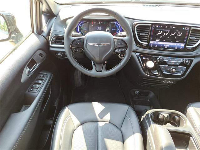 used 2024 Chrysler Pacifica Hybrid car, priced at $30,479