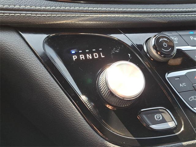 used 2024 Chrysler Pacifica Hybrid car, priced at $30,479